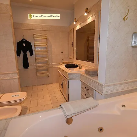 Duplex Luxe Vue Mer Palais Des Festivals Jacuzzi 5 Couchages Apartmán Cannes